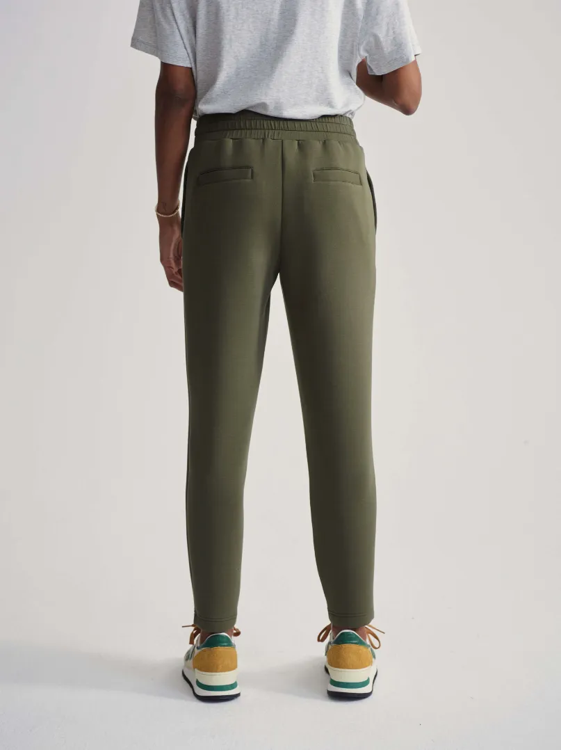 The Slim Knit Ankle Pants